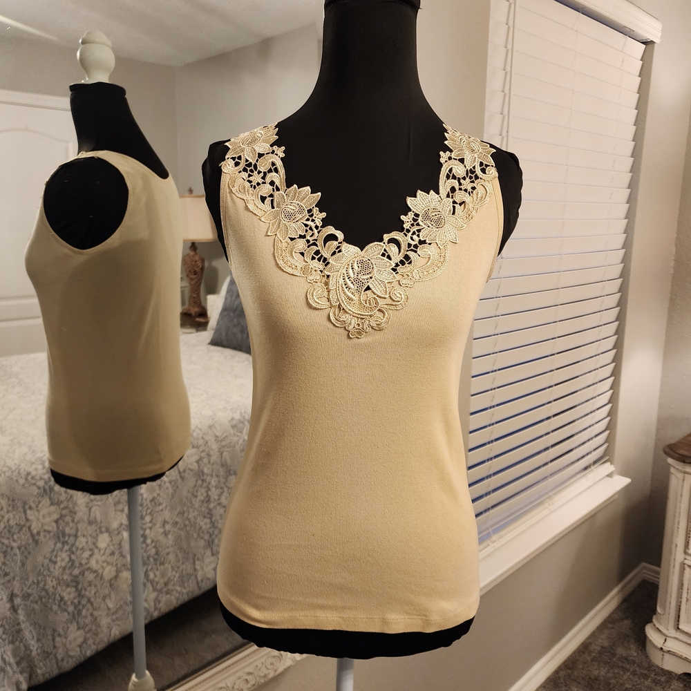 Chic Lace-Embellished Cream Tank Top